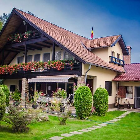 Villa Casa Csiki à Rîşnov Extérieur photo