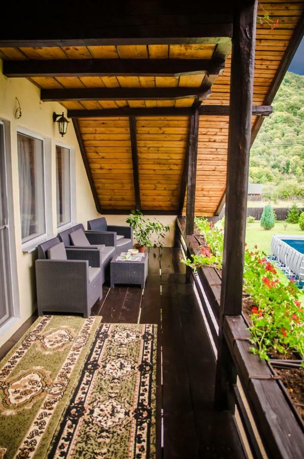 Villa Casa Csiki à Rîşnov Extérieur photo