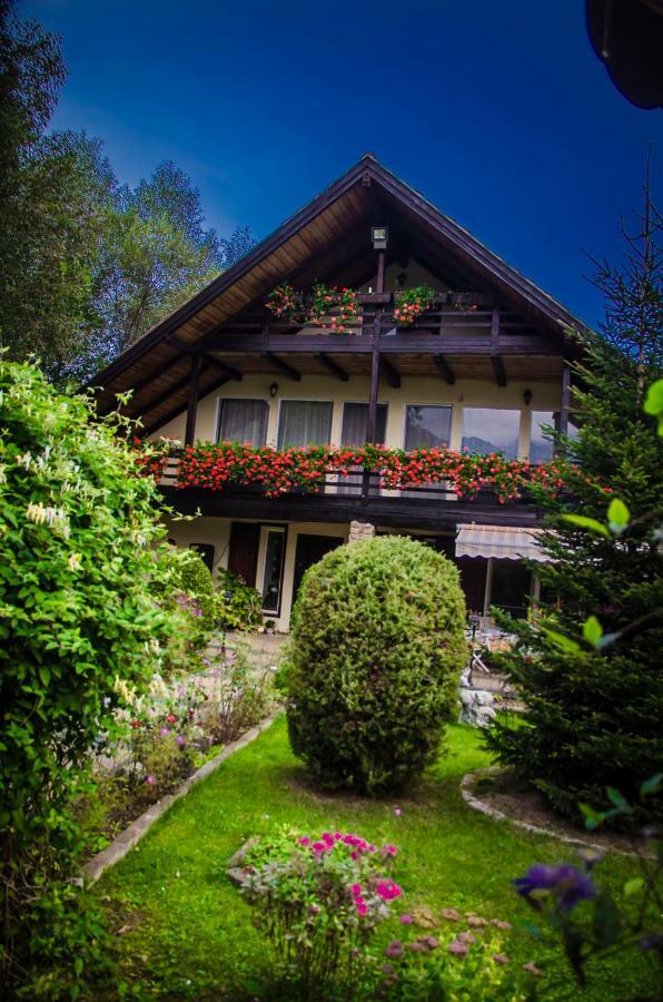 Villa Casa Csiki à Rîşnov Extérieur photo