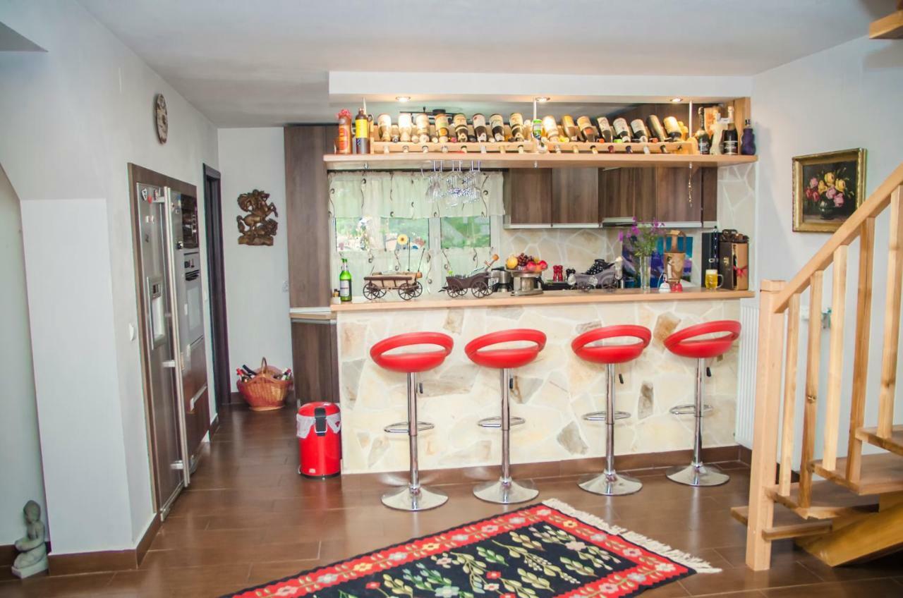 Villa Casa Csiki à Rîşnov Extérieur photo